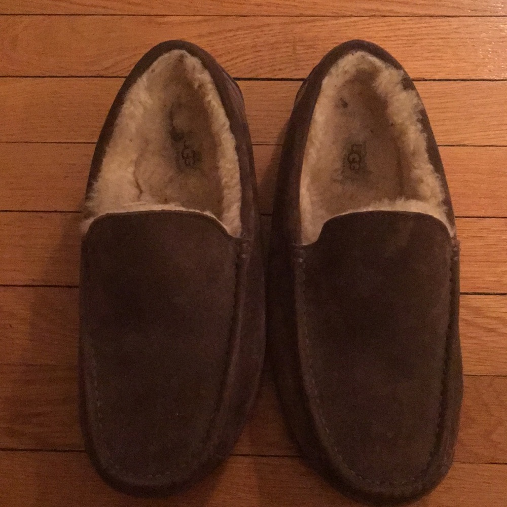 Ugg slippers